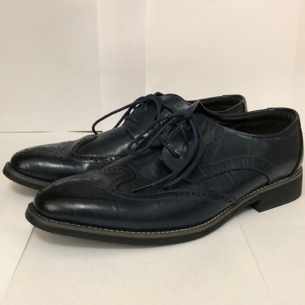Blue dress shoes